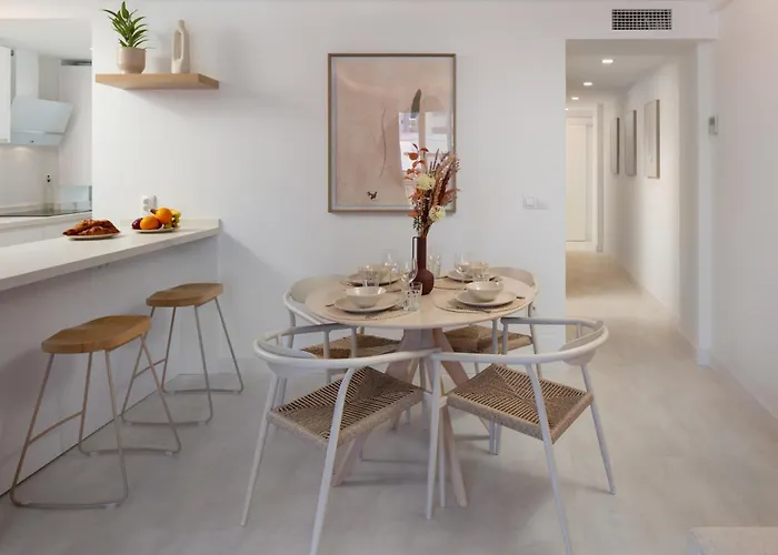 Modern Apartment 300M From Beach